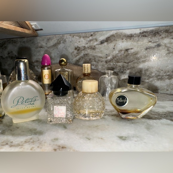 Vintage Art Deco Miniature Glass Perfume Bottles Lot - Picture 6 of 9